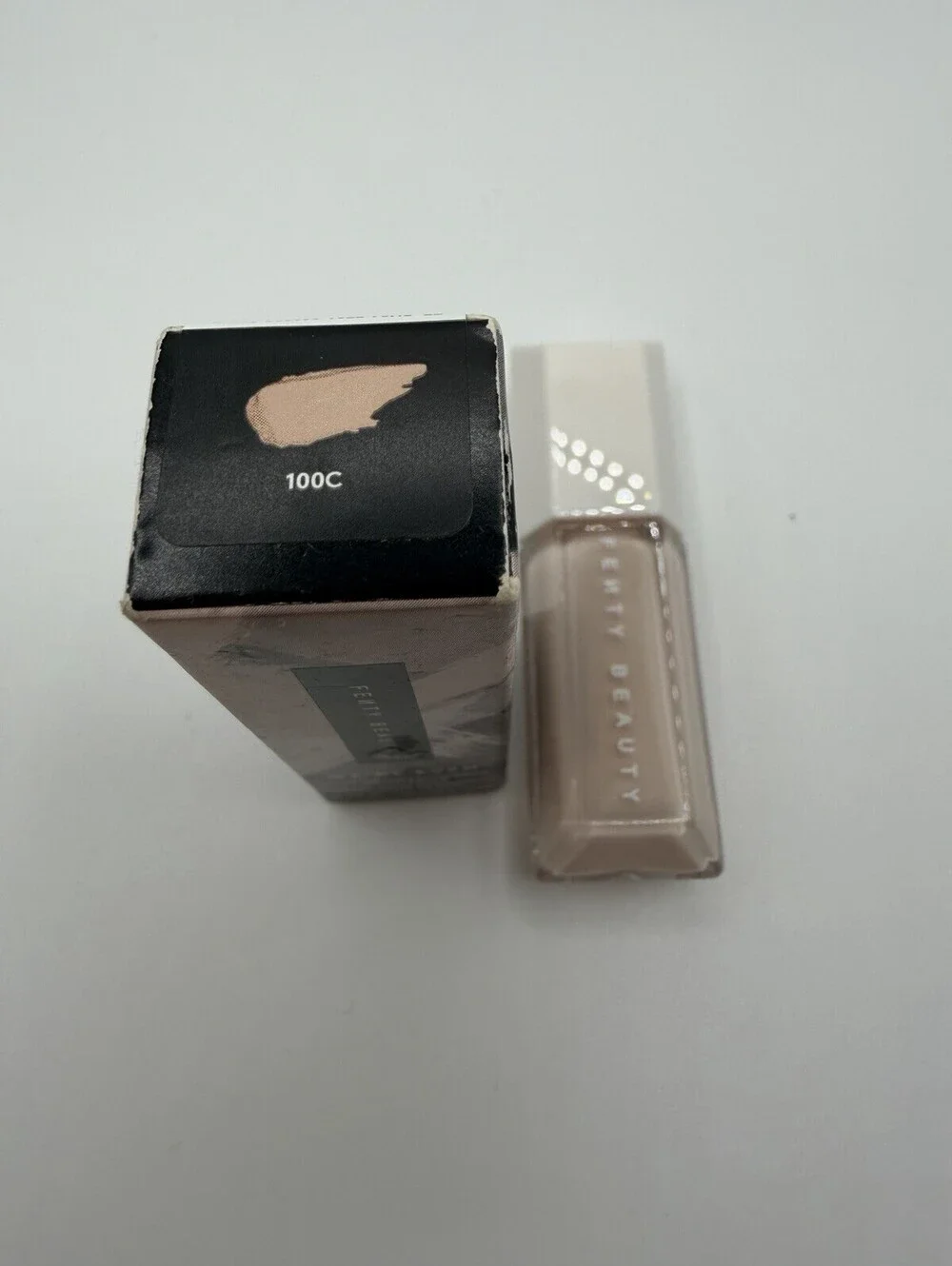 Fenty Beauty We’re Even Hydrating Longwear Concealer 100C Mini 4.5mL NEW